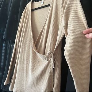 NWT cozy wrap top